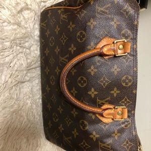 Louis Vuitton Speedy 30